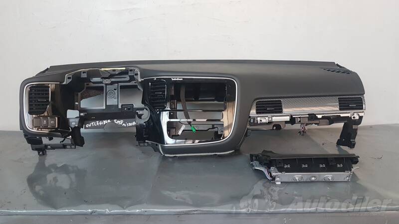 Instrument tabla za Automobile - Mitsubishi - Outlander    - 2012-2015
