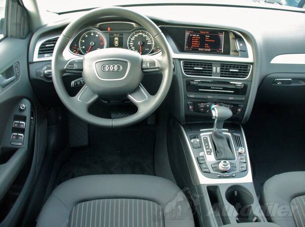 Instrument tabla za Automobile - Audi - A4    - 2008-2012