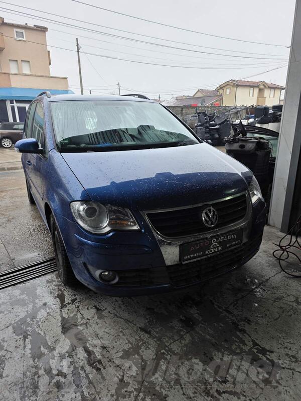 U djelovima Volkswagen - Touran 1.9, 2.0 tdi BLS,BMM automatik u manual