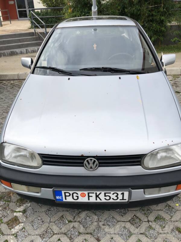 Volkswagen - Golf 3 - D