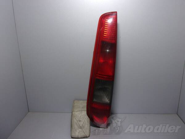 Lijevo stop svjetlo za Ford - Focus    - 2005-2007
