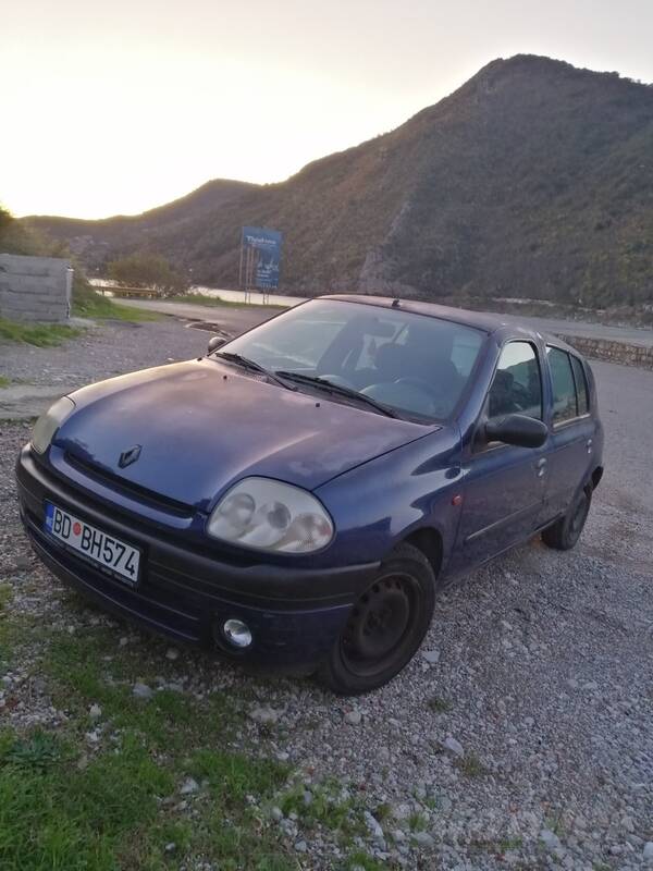 Renault - Clio - 1.2i