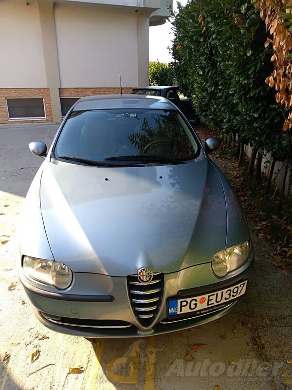 Alfa Romeo - 147 - 1.6 ts