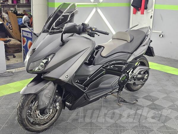 Yamaha - TMax 530