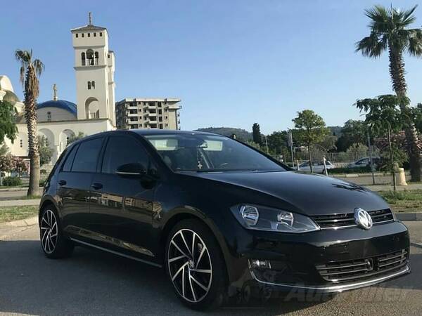 Volkswagen - Golf 7 - Highline