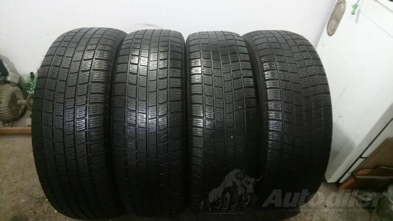 Michelin - 235 65 R18 - Zimska guma