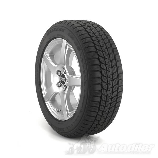 Bridgestone - Blizzak LM-25 106 T - Univerzalna guma