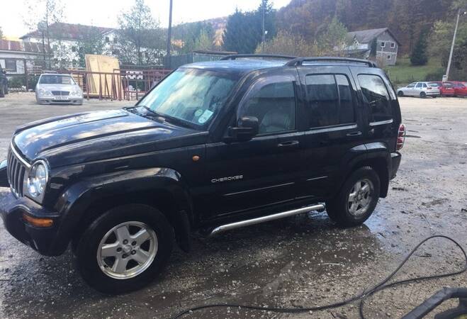 Jeep - Cherokee 2.5 CRD in parts