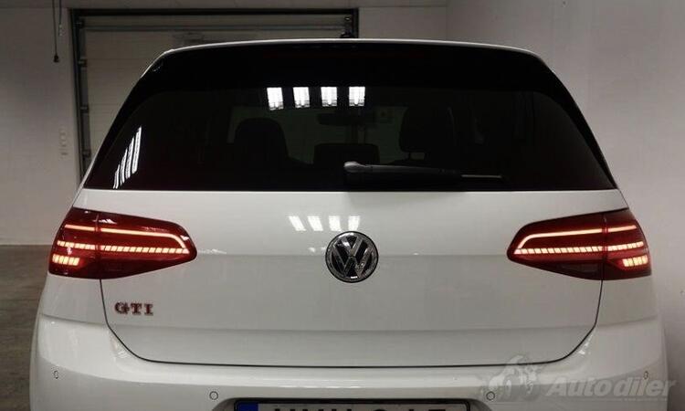 Oba stop svjetla za Volkswagen - Golf GTI    - 2019