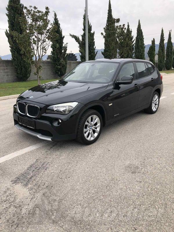 BMW - X1 - 1.8s drive