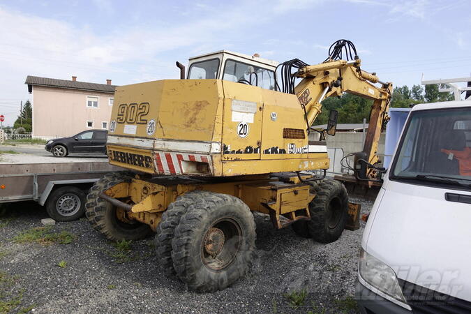 Liebherr - 902