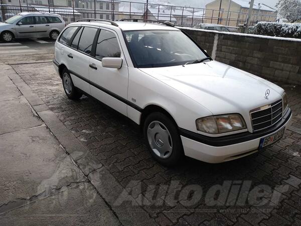 U djelovima Mercedes Benz - C 220 D