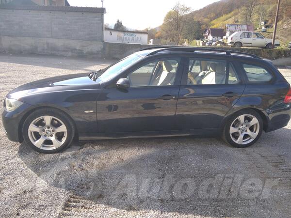 BMW - 320 - 2.0