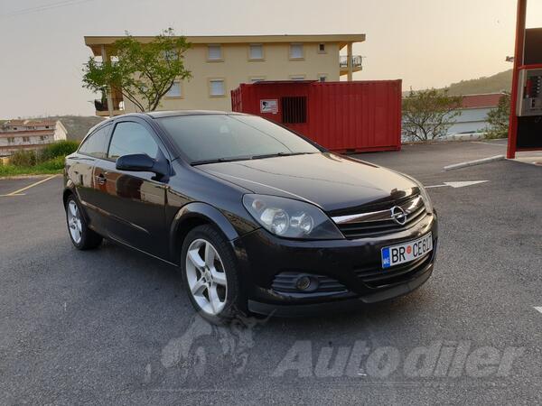 Opel - Astra - gtc 1.9 cdti