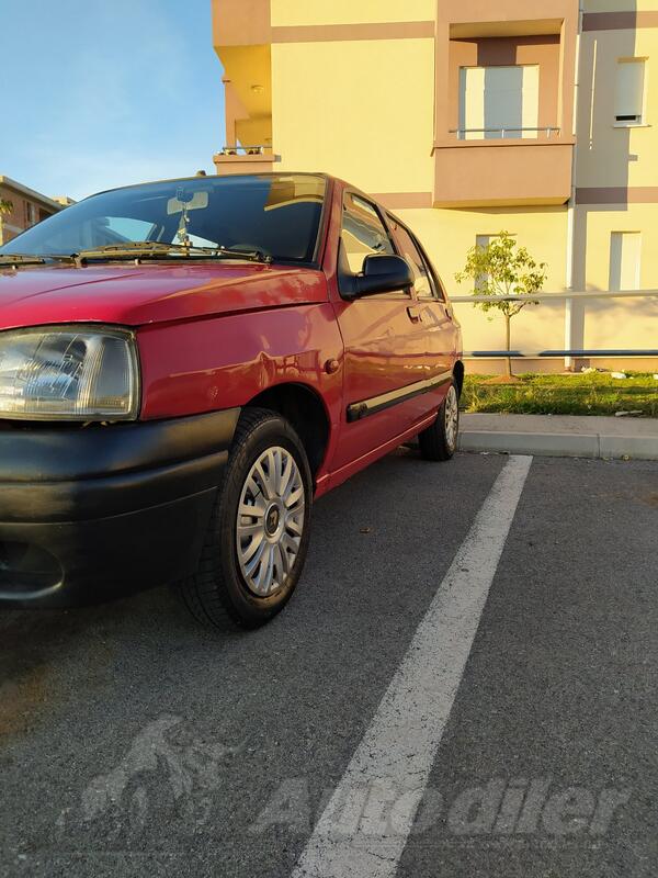 Renault - Clio - gli