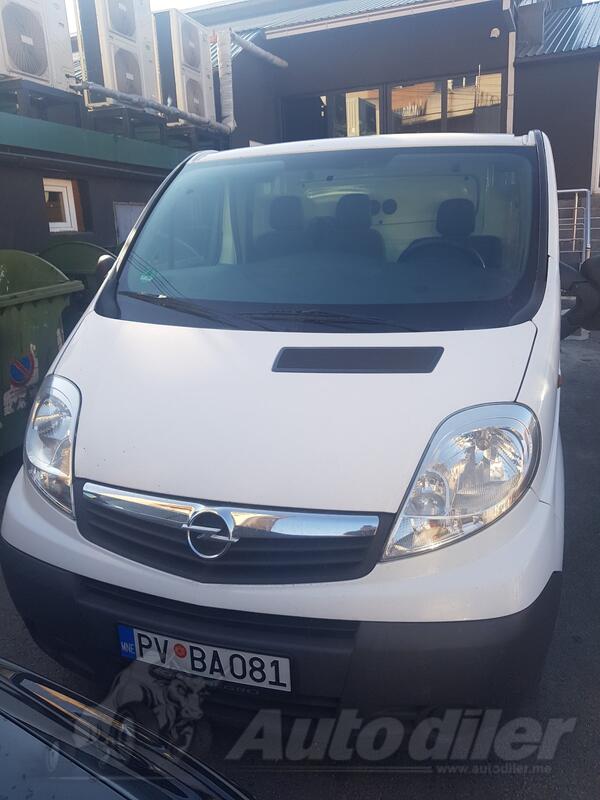 Opel - Vivaro