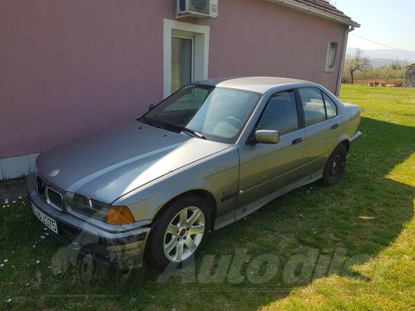 BMW - 316 - 1.6 benzin