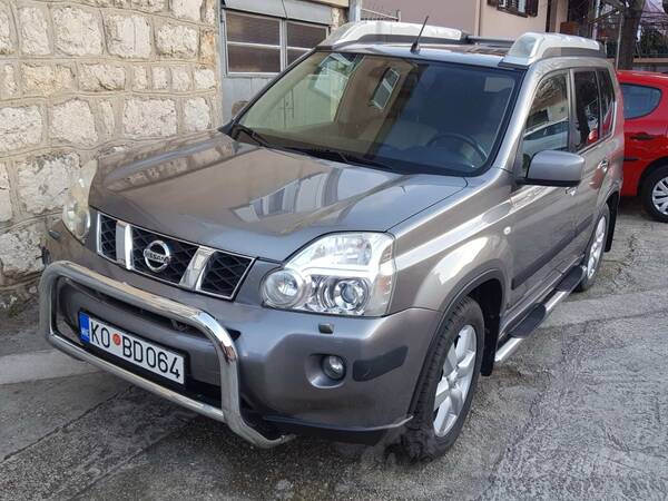 Nissan - X-Trail - 2.0  dCI le excl 4x4