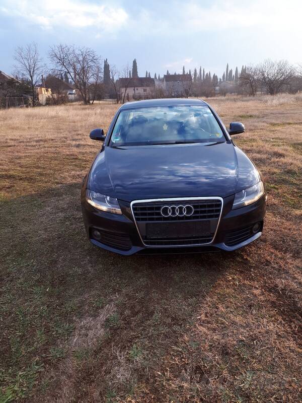 Audi - A4 - 2,0tdi b8