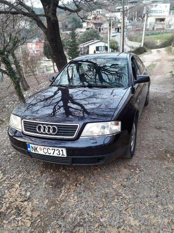 Audi - A6 - 2.4i