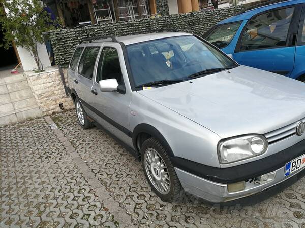 Volkswagen - Golf 3 - 1.6