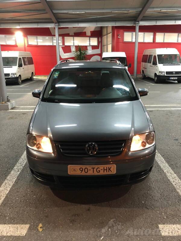 Volkswagen - Touran - 1.9TDI