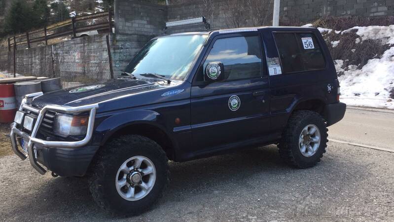 Mitsubishi - Pajero - 2.5
