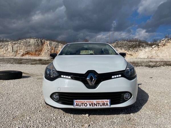 Renault - Clio - 09.2014.g