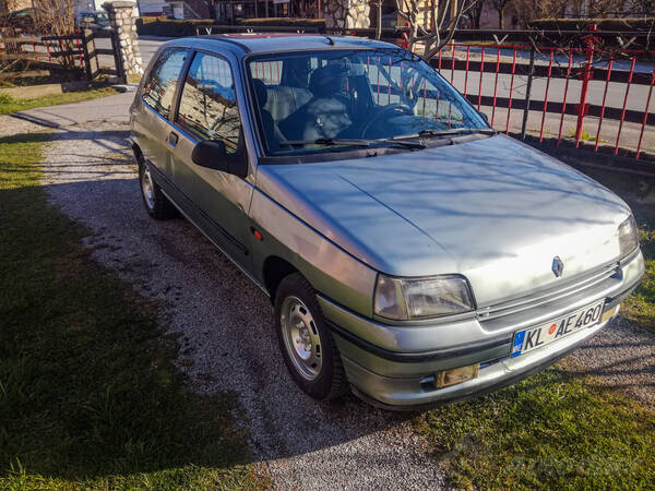 Renault - Clio - 1.2 RT