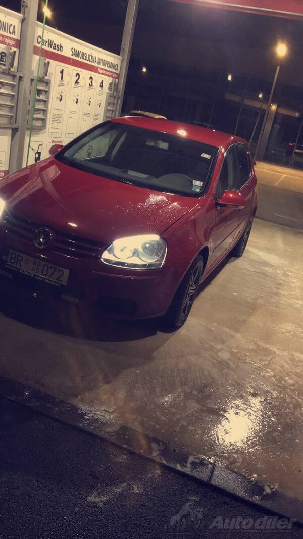 Volkswagen - Golf 5 - 2.0