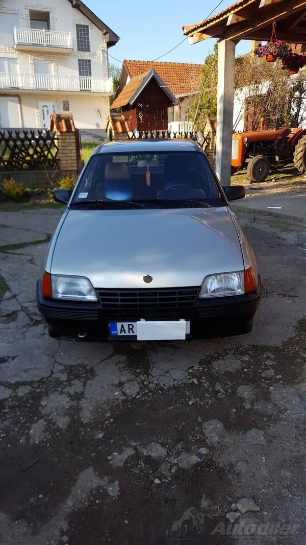 Opel - Kadett - 1.6