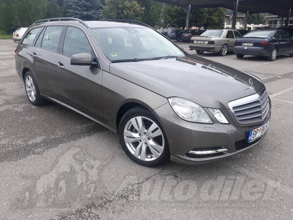 Mercedes Benz - E 220 - 2.2 Cdi