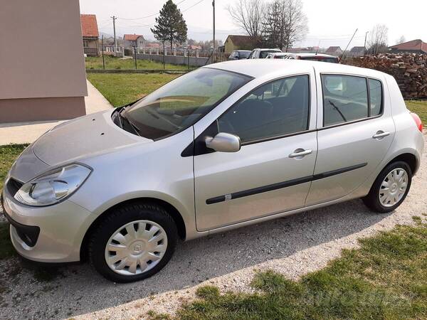 Renault - Clio - 1.2 benzin