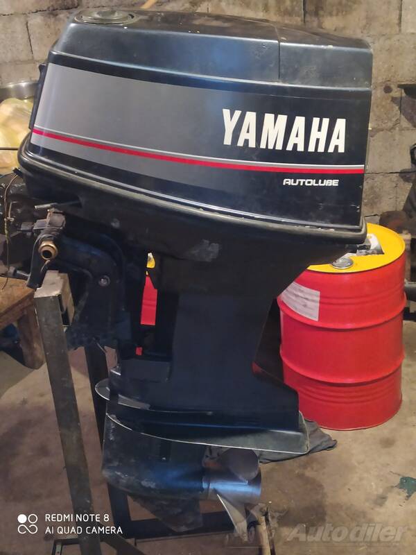 Yamaha - 40 Autolube - Motori za plovila