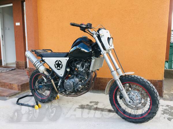 Yamaha - xt660x