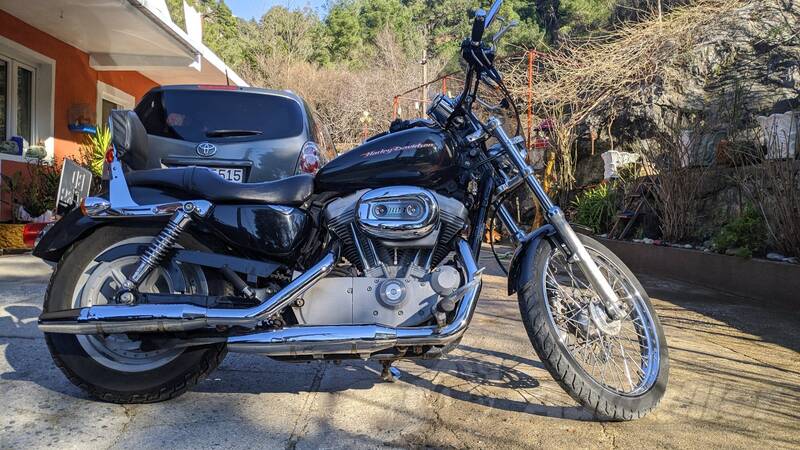 Harley-Davidson - Sportster XL 883C