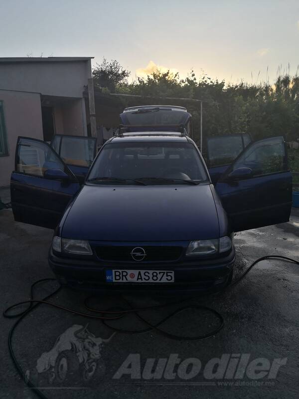 Opel - Astra - 1.6 16v