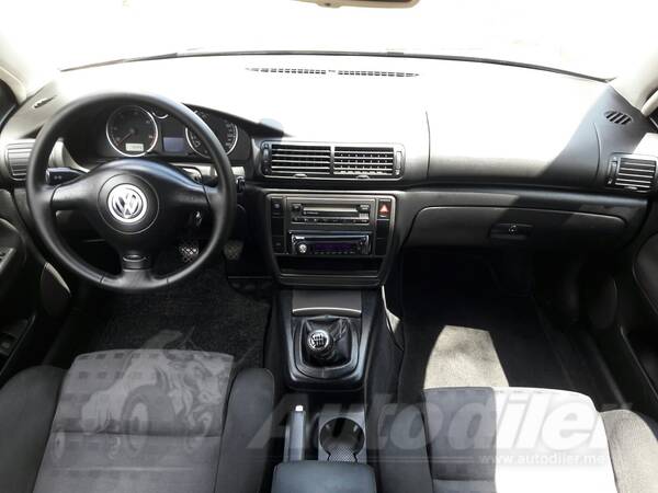 Volkswagen - Passat - 1.9 tdi