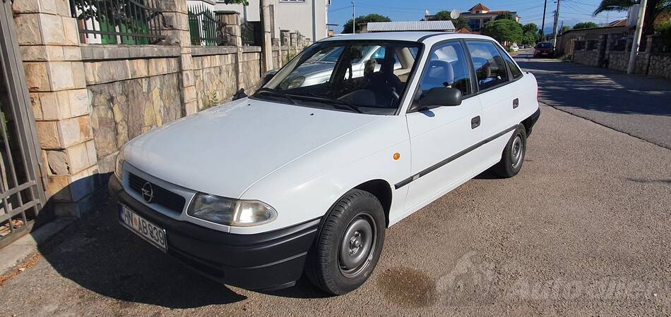 Opel - Astra - cl
