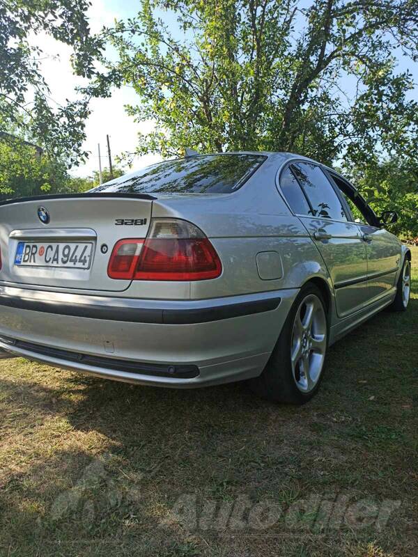 BMW - 325 - 2.5i