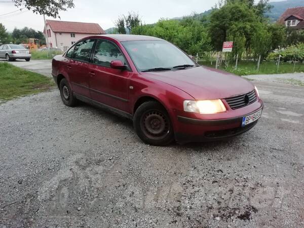 U djelovima Volkswagen - Passat 1.9 tdi 85 kw