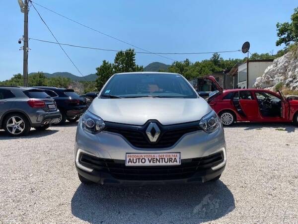 Renault - Captur - 09.2017.g