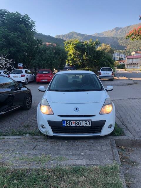 Renault - Clio - AVANTAGE 1.6 16V