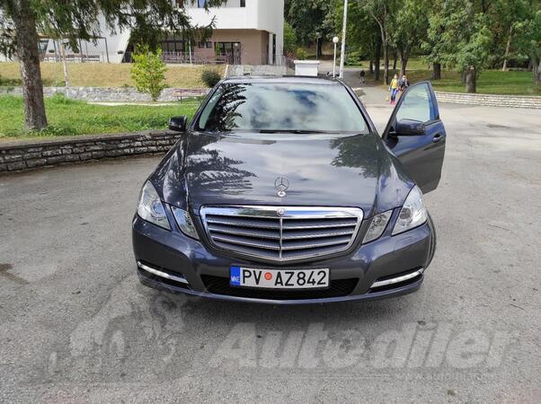 Mercedes Benz - E 200