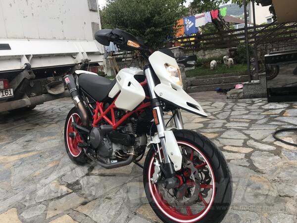 Ducati - HyperMotard