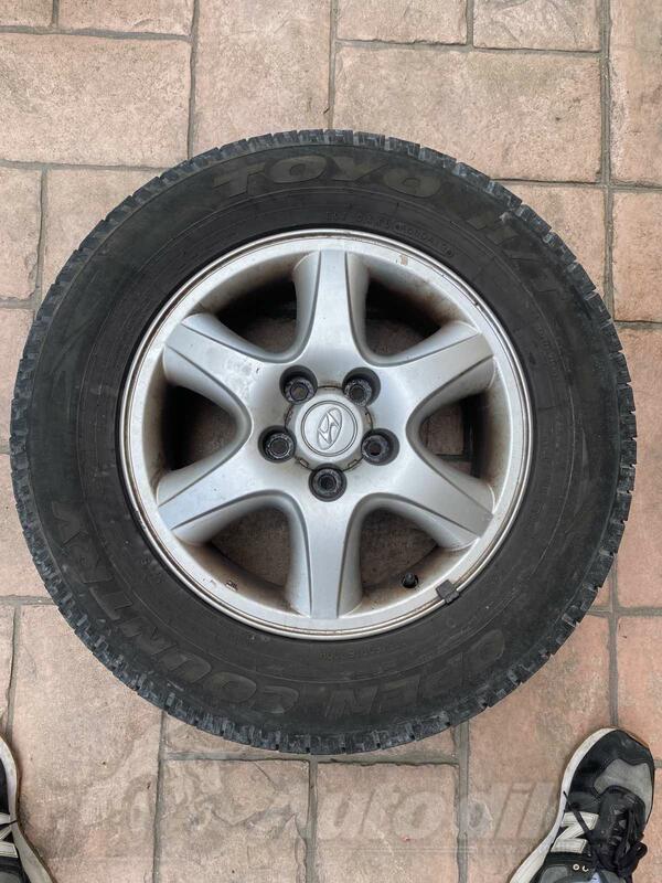 Fabričke felne i 5x114.3 gume