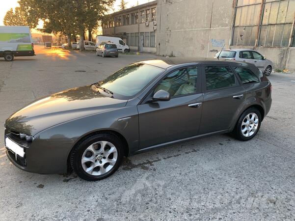 Alfa Romeo - 159 - 1.9 JTD-M