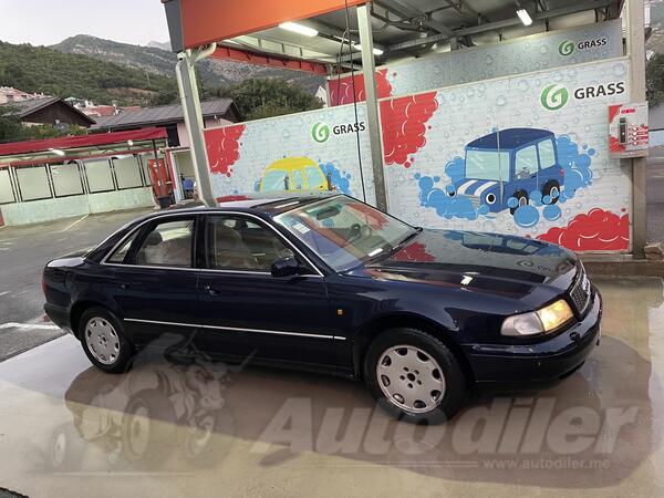 Audi - A8 - D2 4.2 Quattroo