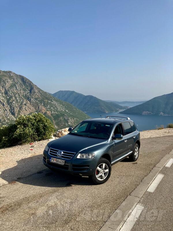 Volkswagen - Touareg - R5