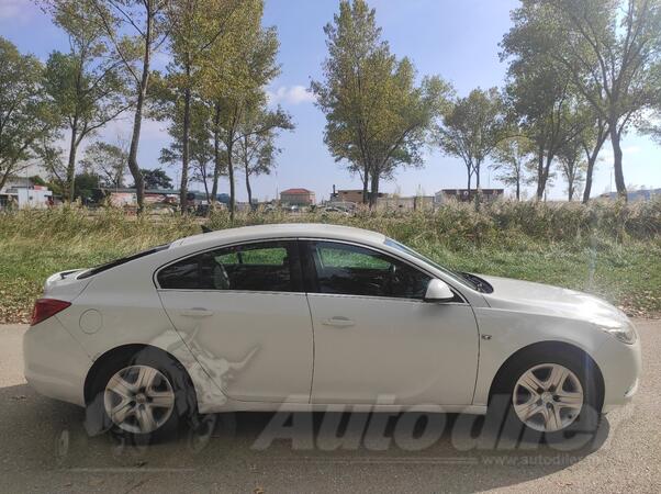 Opel - Insignia - 2.0 CDTI